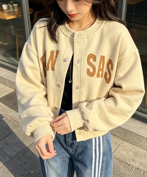 SHOUYO(ショウヨウ)の「英字プリントスウェットカーディガン(カーディガン/ボレロ・レディース・ベージュ・M)」の5枚目の写真