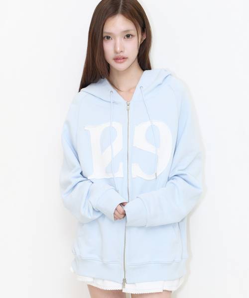 ILLIGO(イリゴ)の「129 ロゴパッチフードジップアップスカイ(パーカー・レディース・その他・X-SMALL/SMALL/MEDIUM/LARGE)」の1枚目の写真