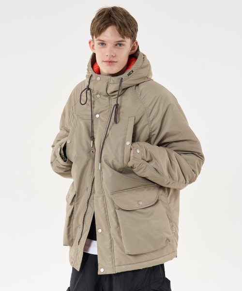 AECA(エイカ)の「N3B HOODED MILITARY PARKA-LIGHT GREY(ナイロンジャケット・メンズ・その他・M)」の2枚目の写真