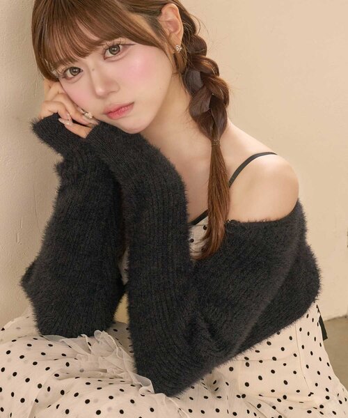 Belle Charme(ベルシャルム)の「【Belle Charme】Belle Charme Chain Shaggy Bolero(カーディガン/ボレロ・レディース・オフホワイト/ブラック・FREE)」の7枚目の写真