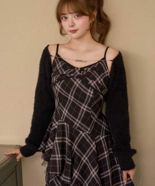 Belle Charme(ベルシャルム)の「【Belle Charme】Belle Charme Chain Shaggy Bolero(カーディガン/ボレロ・レディース・オフホワイト/ブラック・FREE)」の10枚目の写真