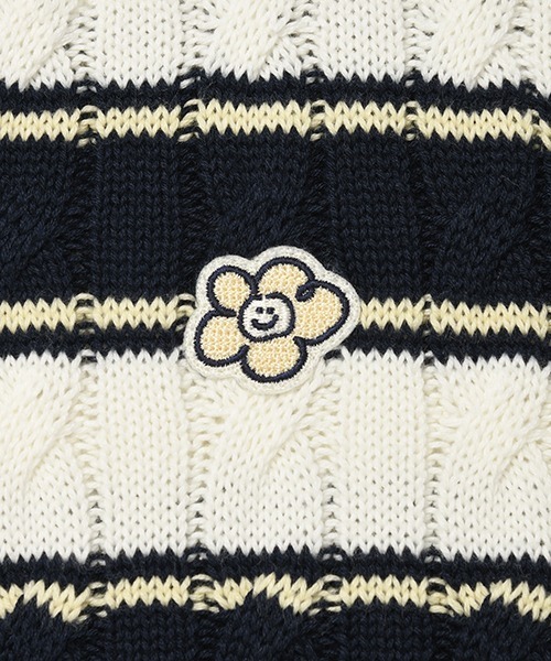 Wacky WiLLy(ワッキーウィリー)の「WOMEN'S CABLE OPEN COLLAR PULLOVER(ニット/セーター・レディース・ネイビー/イエロー/アイボリー/スカイブルー系・SMALL/MEDIUM/LARGE)」の8枚目の写真