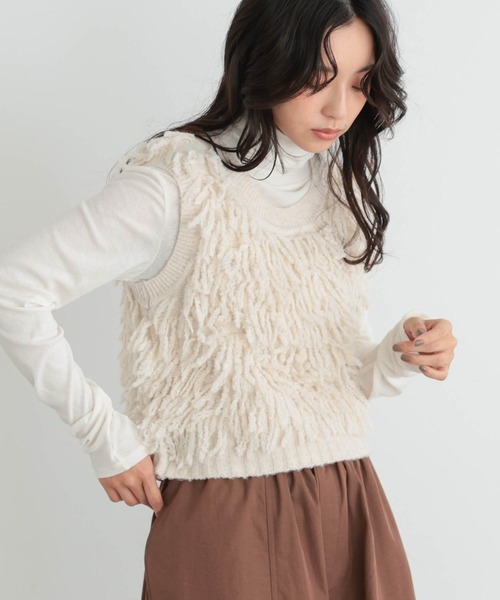 for/c(フォーシー)の「フリンジニットベスト【サスティナブル】(ニット/セーター・レディース・ライトベージュ/チャコール・L/M)」の15枚目の写真
