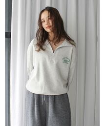 エンブロイダリーハーフジップスウェット