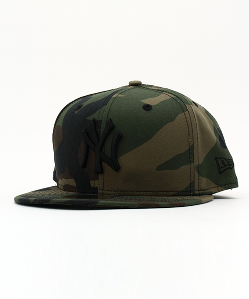 NEW ERA(ニューエラ)の「WEGO/NEW ERA 59FIFTY ベースボールキャップ(キャップ・メンズ・ブラック/ゴールド/その他2/その他1/ホワイト・LARGE/MEDIUM/SMALL)」の1枚目の写真