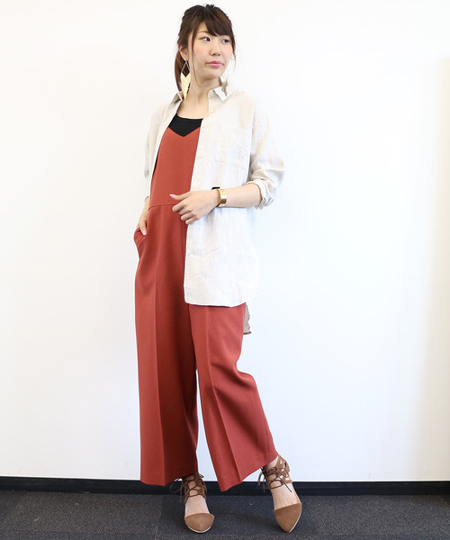 N.(N. Natural Beauty Basic)(エヌエヌナチュラルビューティーベーシック)の「チュニックサイドスリットシャツ(シャツ/ブラウス・レディース・カーキ/ホワイト/ベージュ・MEDIUM)」の1枚目の写真