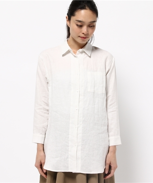 N.(N. Natural Beauty Basic)(エヌエヌナチュラルビューティーベーシック)の「チュニックサイドスリットシャツ(シャツ/ブラウス・レディース・カーキ/ホワイト/ベージュ・MEDIUM)」の4枚目の写真