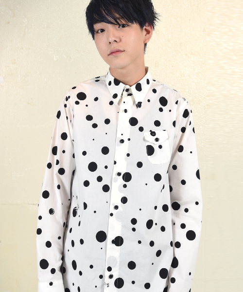MILKBOY（ミルクボーイ）の「EVIL DOT シャツ（シャツ/ブラウス・メンズ・ブラック×ホワイト/ホワイト×ブラック/サックスブルー・FREE）」の11枚目の写真