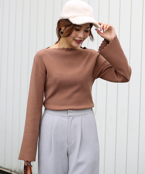 Bab Bou Jeloud(バブブージュルード)の「 【もちもち素材】フレアスリーブ ボートネック スカラップニットプルオーバー(ニット/セーター・レディース・チャコールグレー/ブラック/ダークグリーン/キャメル・FREE)」の20枚目の写真