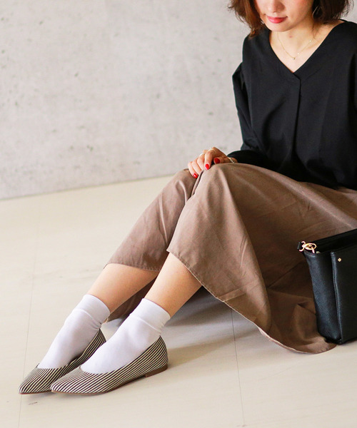 menue(メヌエ)の「イイ女ポインテッド ポインテッドトゥ ぺたんこ パンプス(パンプス・レディース・アッシュグレー/グレー/ピンクベージュ/ホワイト/ラベンダー/その他1/ベージュ/ベージュ系その他/ピンク系その他・22.5cm/23.5cm/26.5cm/24.5cm/22.0cm/23.0cm/25.0cm/21.5cm/25.5cm/21.0cm/24.0cm/26.0cm)」の10枚目の写真