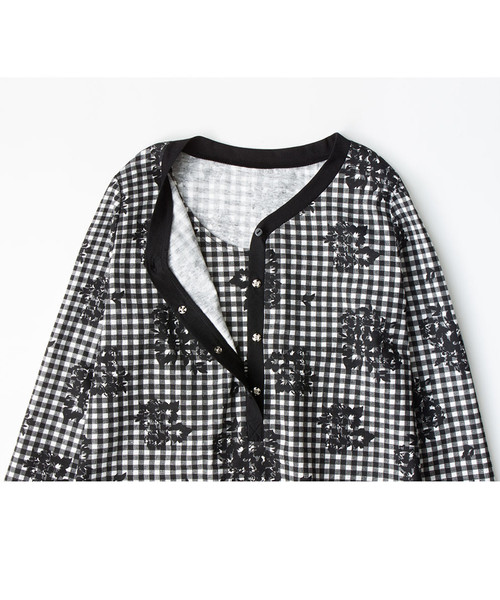 フェリシモMama(フェリシモママ)の「リブ イン コンフォート しめつけないのが心地いい!産前産後に使えるマタニティパジャマ〈ギンガム〉(マタニティウェア/グッズ・レディース・ブラック×ホワイト・LARGE/MEDIUM)」の8枚目の写真