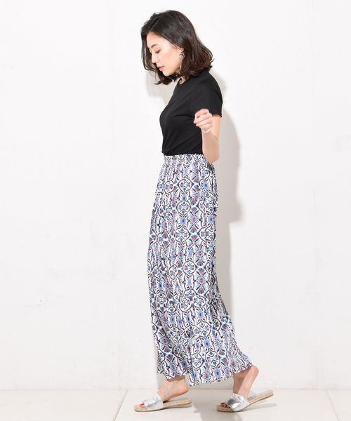 RIVE DROITE（リヴドロワ）の「オーナメントプリントマキシスカート-（スカート・レディース・オフホワイト/ネイビー・FREE）」の5枚目の写真