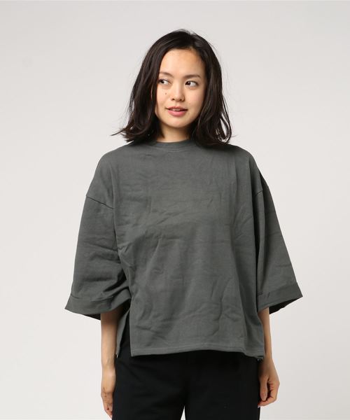 classicalelf（クラシカルエルフ）の「裾スリット＆折り返し半端袖ミドル丈無地ボートネックカットソーブラウス（Tシャツ/カットソー・レディース・グレー/ピンク/ホワイト/キャメル・FREE/MEDIUM/LARGE/X-LARGE/XX-LARGE）」の10枚目の写真