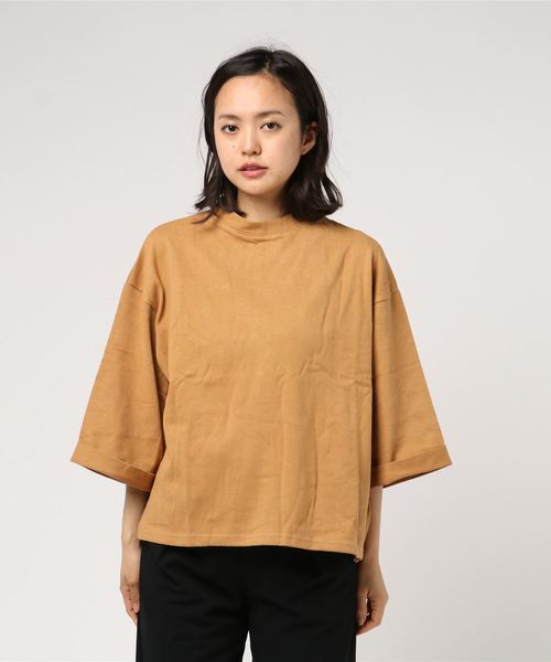 classicalelf（クラシカルエルフ）の「裾スリット＆折り返し半端袖ミドル丈無地ボートネックカットソーブラウス（Tシャツ/カットソー・レディース・グレー/ピンク/ホワイト/キャメル・FREE/MEDIUM/LARGE/X-LARGE/XX-LARGE）」の8枚目の写真