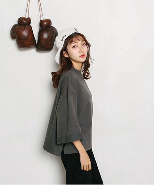 classicalelf（クラシカルエルフ）の「裾スリット＆折り返し半端袖ミドル丈無地ボートネックカットソーブラウス（Tシャツ/カットソー・レディース・グレー/ピンク/ホワイト/キャメル・FREE/MEDIUM/LARGE/X-LARGE/XX-LARGE）」の11枚目の写真