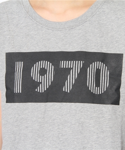 Chico(チコ)の「BIG数字プリントT(Tシャツ/カットソー・レディース・アイボリー/ピンクベージュ/グレー/ブラック・FREE)」の9枚目の写真