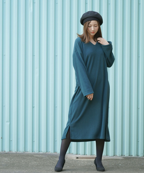 rps（アールピーエス）の「針抜き起毛Vネックワンピース（ワンピース・レディース・ブラック/ベージュ/グレー/ダークグリーン・M）」の14枚目の写真