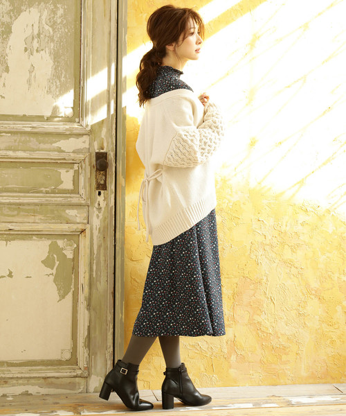 VIS（ビス）の「【WEB限定】ハニカム編スリーブカーディガン（カーディガン/ボレロ・レディース・ベージュ/ネイビー/キナリ/ブルー系その他4・FREE）」の12枚目の写真