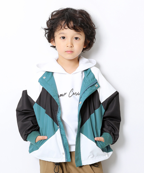 devirock(デビロック)の「ビッグシルエットウインドブレーカー(ナイロンジャケット・キッズ・レッド/キャメル/グリーン/ブラック/ネイビー・160cm/150cm/140cm/130cm/110cm/120cm/100cm)」の3枚目の写真