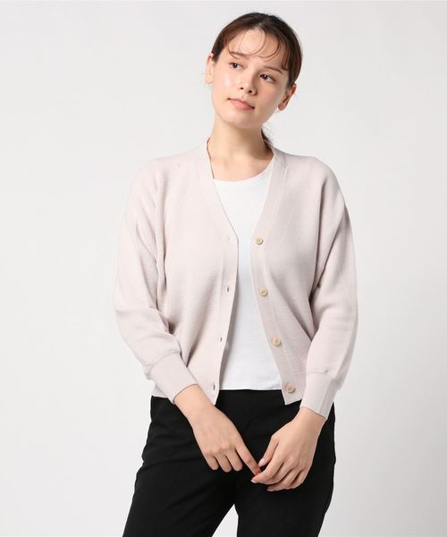 NOLLEY’S(ノーリーズ)の「片畦ゆったりカーディガン(ニット/セーター・レディース・ブラック/ベージュ/ラベンダー・38)」の15枚目の写真