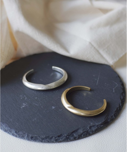 Port(ポート)の「ヴィンテージ メタル バングル(バングル/リストバンド・レディース・シルバー/ゴールド・FREE)」の9枚目の写真