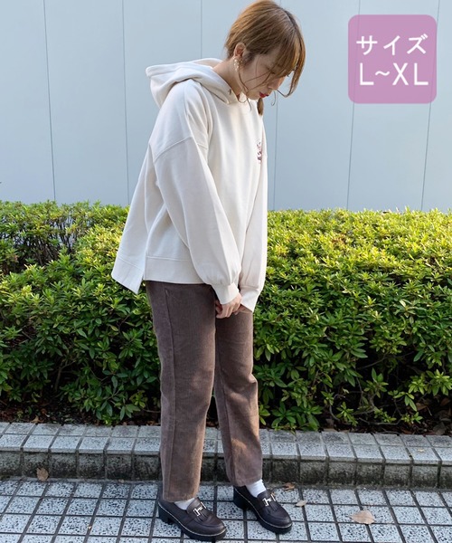 apres jour（アプレジュール）の「【大きいサイズ】アソートプリントフーディー2【ZOZOTOWN限定アイテム】（パーカー・レディース・アイボリー/ブラック/スモークピンク/ベージュ/ホワイト系その他/ダークブラウン/チャコールグレー/クリーム/その他/ライトベージュ/ボルドー・X-LARGE）」の18枚目の写真