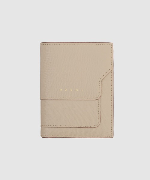MARNI（マルニ）の「TRUNK / バイフォールドウォレット（財布・レディース・ライトブルー/ブラック/グリーン/ブラック系その他/ベージュ/グレー/イエロー/ベージュ系その他/ベージュ系その他2/ブルー/オレンジ/カーキ/ホワイト系/イエロー系その他/プラム/ネイビー/ライラック/ピンク/イエロー系その他2/オフホワイト/オリーブ・ONE SIZE）」の8枚目の写真