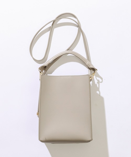 natural couture（ナチュラルクチュール）の「NEW 2WAYスクエアショルダー（ショルダーバッグ・レディース・ブラック/ブラウン/グレー/オレンジ・FREE）」の6枚目の写真