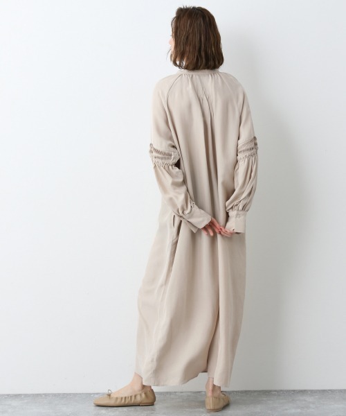 A part by（アパートバイ）の「MoNyソデシャーリングワンピース　918322（ワンピース・レディース・チャコールグレー/オフホワイト/カーキ/ライトイエロー/ブラウン系その他・FREE）」の11枚目の写真