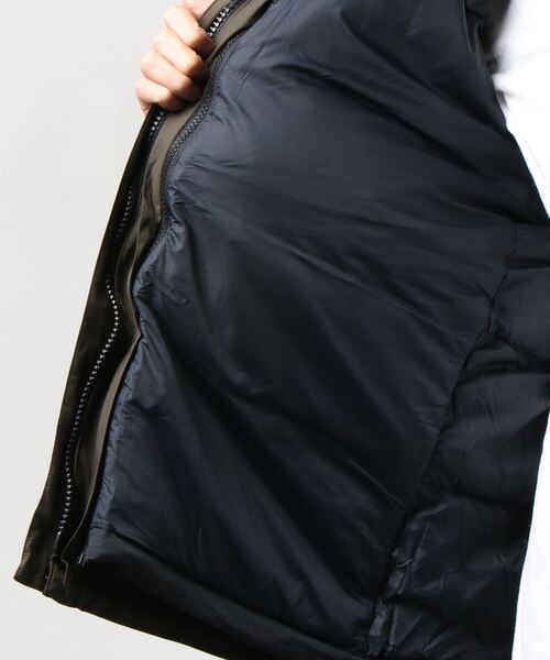THE NORTH FACE（ザノースフェイス）の「THENORTHFACE/ノースフェイス 　ダウンジャケット NP61938（その他アウター・メンズ・ブラック/カーキ/ベージュ・M/L）」の6枚目の写真