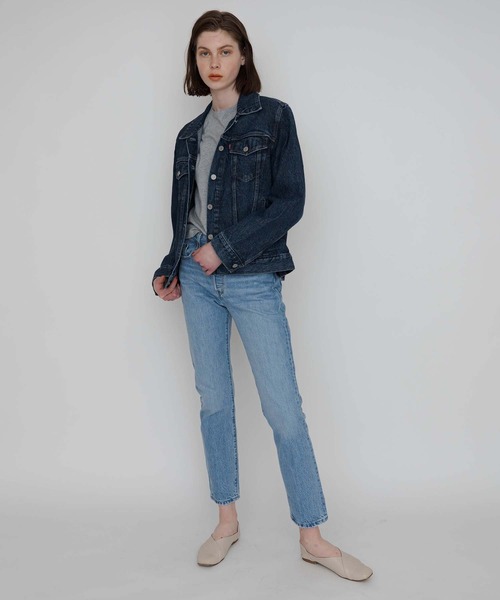 Levi's(リーバイス)の「501(R) JEANS FOR WOMEN LUXOR LIVING(デニムパンツ・レディース・ライトインディゴブルー・30inch/28inch/29inch/24inch/25inch/26inch/27inch/23inch)」の10枚目の写真