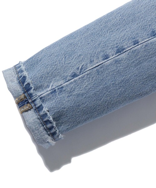 Levi's(リーバイス)の「501(R) JEANS FOR WOMEN LUXOR LIVING(デニムパンツ・レディース・ライトインディゴブルー・30inch/28inch/29inch/24inch/25inch/26inch/27inch/23inch)」の18枚目の写真