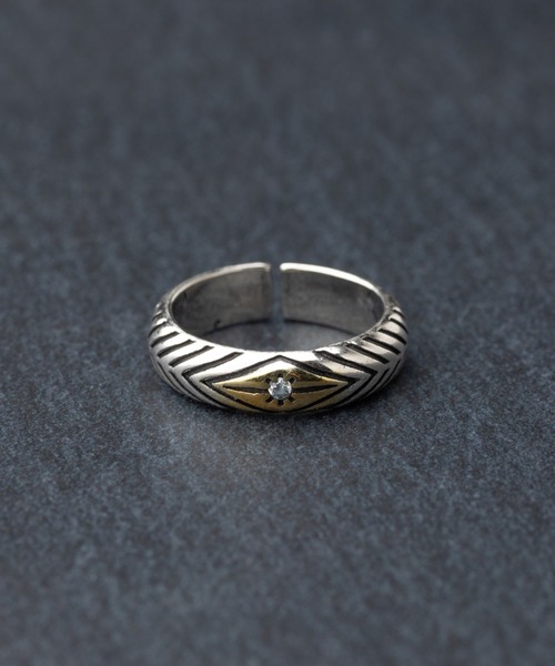 REBALANCE(リバランス)の「フリーサイズ リング【サイズ調整可能】(リング・メンズ・その他/その他1/その他2/その他3/その他4/その他5/その他6/その他7/その他8/その他9/その他10/その他11/O/G/N/U/J/その他12/X/V/H/K/B/その他13/L/P/A/I/E/Q/D/T/C/M/S/Y/W/F/R/Z/その他17/その他19/その他20/その他28/その他29/その他30/その他31/その他32/その他16/その他22/その他23/その他24/その他25/その他26/その他27/その他14/その他15/その他21/その他34/その他35/シルバー/シルバー系/シルバー系1/シルバー系2/その他33/シルバー系6/シルバー系7/シルバー系3/シルバー系4/シルバー系5/アンティークシルバー/DK.Brn/シルバー×ブラックキュービック/シルバー×キュービック/Brick/TQ/Silver/SHERBET/Kelly Green/DK.Grn/Nat/シルバー×スモーキークォーツ/Royal/プラチナム・FREE)」の13枚目の写真