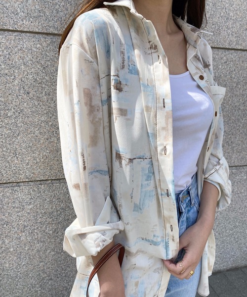 StyleSea（スタイルシー）の「ペイントルーズシャツ（シャツ/ブラウス・レディース・モカ/ラベンダー/ブルー・FREE）」の5枚目の写真