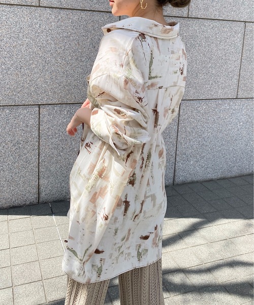 StyleSea（スタイルシー）の「ペイントルーズシャツ（シャツ/ブラウス・レディース・モカ/ラベンダー/ブルー・FREE）」の10枚目の写真