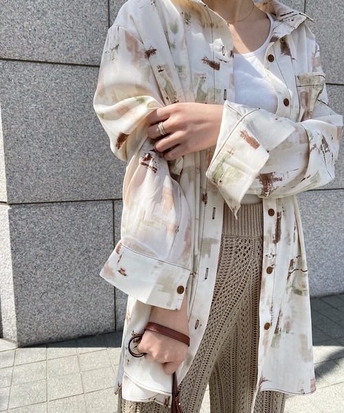 StyleSea（スタイルシー）の「ペイントルーズシャツ（シャツ/ブラウス・レディース・モカ/ラベンダー/ブルー・FREE）」の14枚目の写真