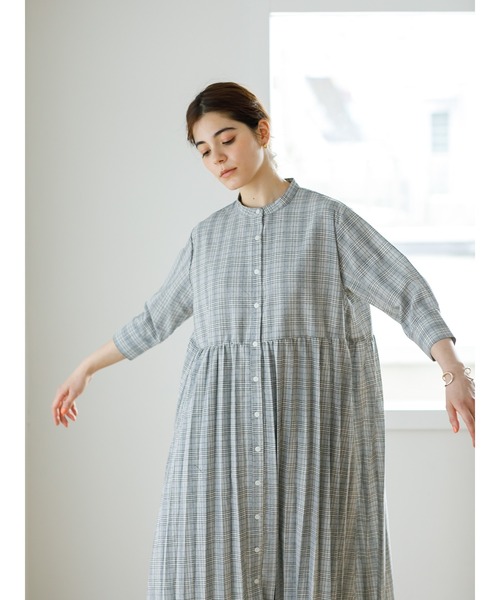 koe（コエ）の「SET ニットベスト＆&チェック柄ワンピース*（ワンピース・レディース・グレー/ライトベージュ/ブルー・FREE）」の19枚目の写真