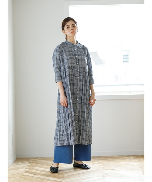 koe（コエ）の「SET ニットベスト＆&チェック柄ワンピース*（ワンピース・レディース・グレー/ライトベージュ/ブルー・FREE）」の8枚目の写真