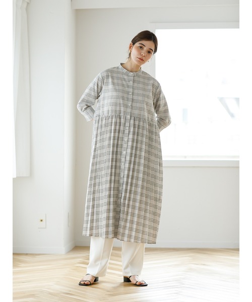 koe（コエ）の「SET ニットベスト＆&チェック柄ワンピース*（ワンピース・レディース・グレー/ライトベージュ/ブルー・FREE）」の20枚目の写真