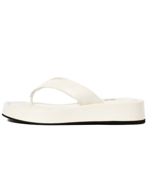 REZOY（リゾイ）の「【REZOY】フラットトングサンダル（サンダル・レディース・ホワイト/アッシュグレー/ブラック/マスタード・LL/S/M/L）」の15枚目の写真