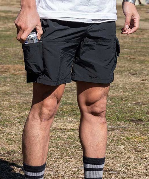 grn(ジーアールエヌ)の「grn outdoor ジーアールエヌ アウトドア TEBURA SHORTS 手ぶら ショーツ ハーフパンツ(その他パンツ・メンズ・ブラック/ベージュ/オリーブ/マルチ/グレー・MEDIUM/LARGE)」の2枚目の写真