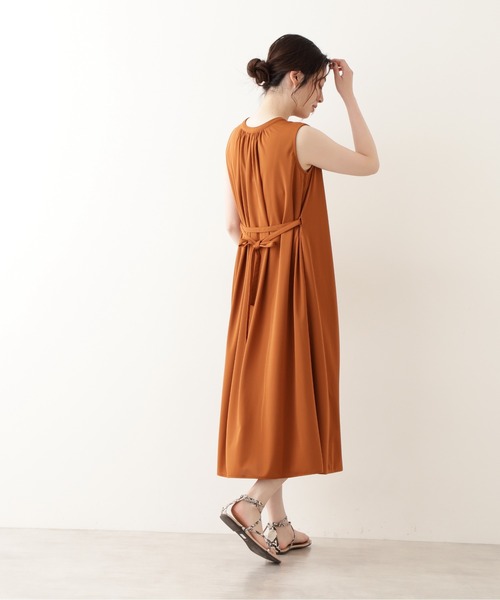 【新品未使用】半袖 ロングワンピース ナチュラルビューティーベーシック 茶系 新品未使用】半袖 ロングワンピース ナチュラルビューティー