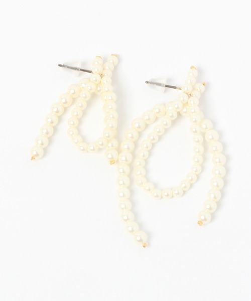 niko and...（ニコアンド）の「プチパール調アシメピアス（ピアス（両耳用）・レディース・ホワイト/その他2/その他1・0）」の2枚目の写真