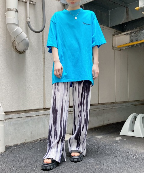 Figments（フィグメンツ）の「ワンポイントロゴTシャツ（Tシャツ/カットソー・レディース・スミクロ/パープル/イエロー/ブルー/グリーン/ホワイト/ブラック・S/M/SMALL/MEDIUM）」の14枚目の写真