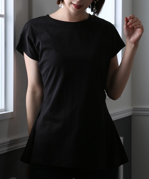 ElegChic(エレグシック)の「バックシャーリングプルオーバー(Tシャツ/カットソー・レディース・ブラウン/ブラック/グレイッシュベージュ・XL/M/4L)」の4枚目の写真