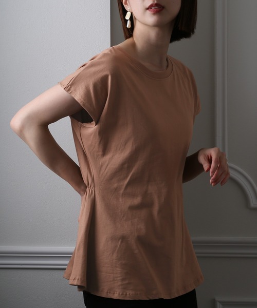 ElegChic(エレグシック)の「バックシャーリングプルオーバー(Tシャツ/カットソー・レディース・ブラウン/ブラック/グレイッシュベージュ・XL/M/4L)」の13枚目の写真