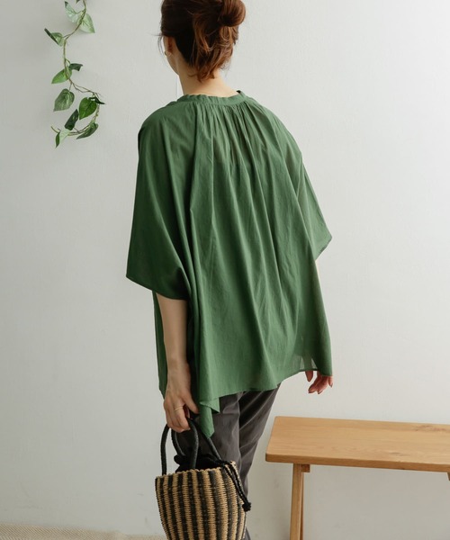 美品 アーバンリサーチドアーズ コットンボイルブラウス グリーン