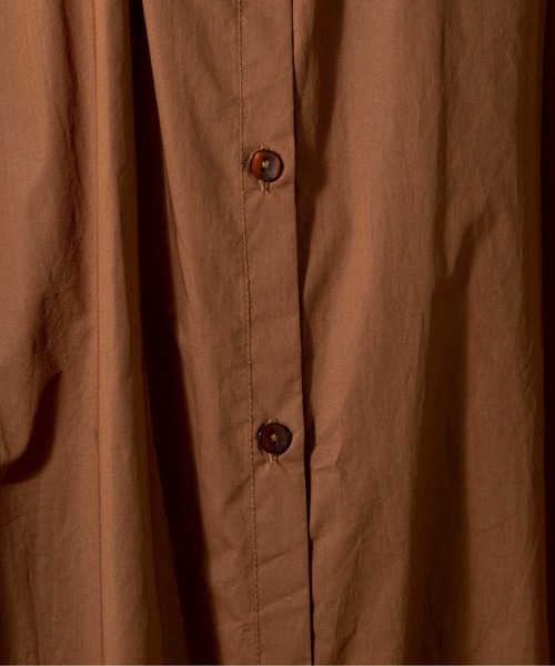 ANGIE（アンジー）の「【綿100%】タイプライターフレンチスリーブシャツワンピース（シャツワンピース・レディース・ブラック/ブラウン/オフホワイト・FREE）」の9枚目の写真