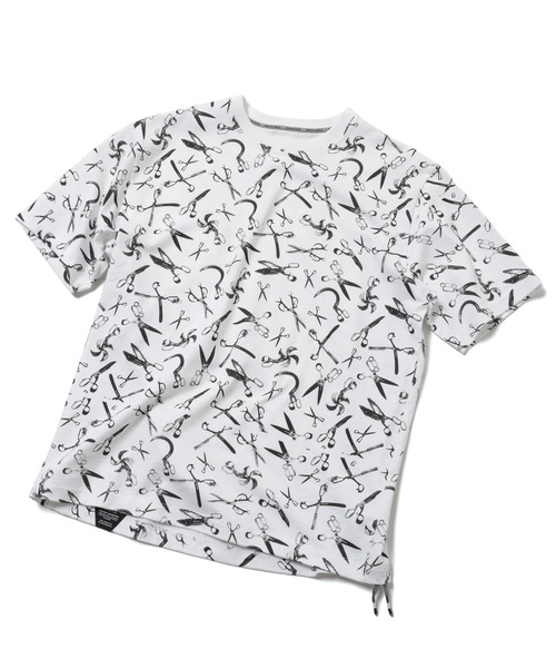 MEN'S BIGI（メンズビギ）の「【DENHAM(デンハム)】別注 シザーズ全面プリントTシャツ（Tシャツ/カットソー・メンズ・ブラック/ホワイト・03/02）」の12枚目の写真