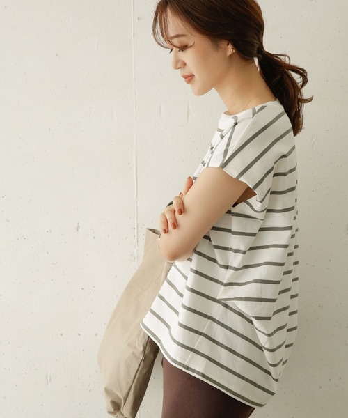 URBAN RESEARCH DOORS（アーバンリサーチドアーズ）の「ボーダータックフレンチプルオーバー（Tシャツ/カットソー・レディース・オフホワイト/ブラウン/カーキ/ブラック・ONE）」の4枚目の写真